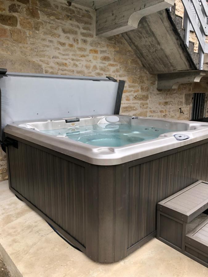 Saint-Germain-lès-Arlay Au Lavoir Du Serein "L'Eventail" מראה חיצוני תמונה